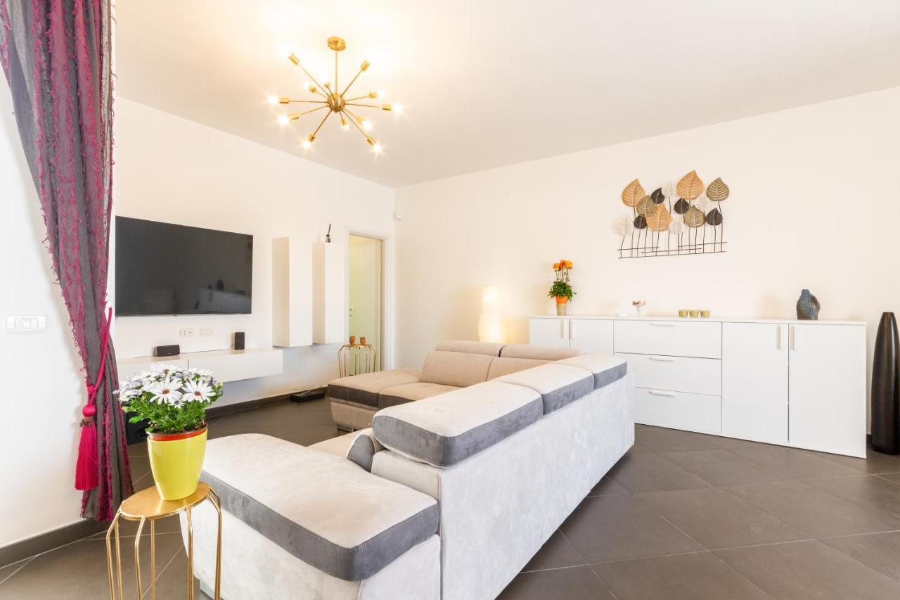 Salento Seaside Villa With Pool Lendinuso Экстерьер фото